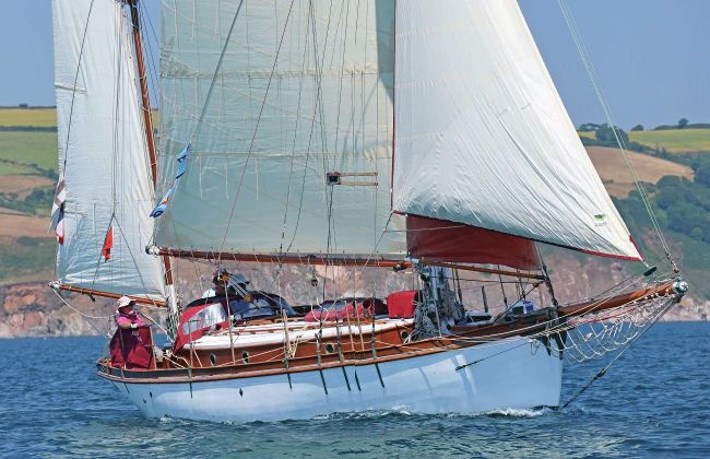 DIRECTOR’S CUTTER