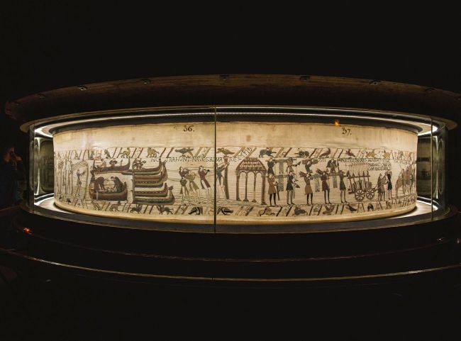 SECRETS OF THE BAYEUX TAPESTRY